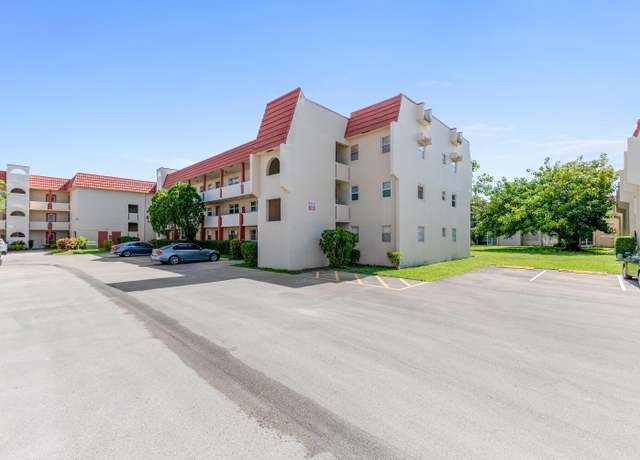 Property at 8000 Sunrise Lakes Dr E #112, Sunrise, FL 33322, 2 beds, 2 baths