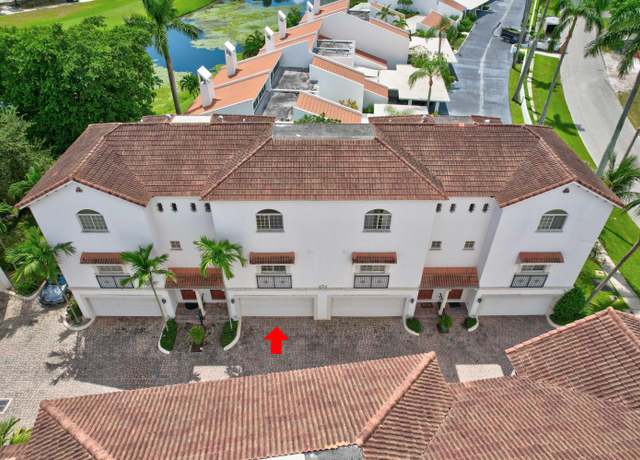 Property at 1950 Presidential Way #10, West Palm Beach, FL 33401, 3 beds, 3.5 baths