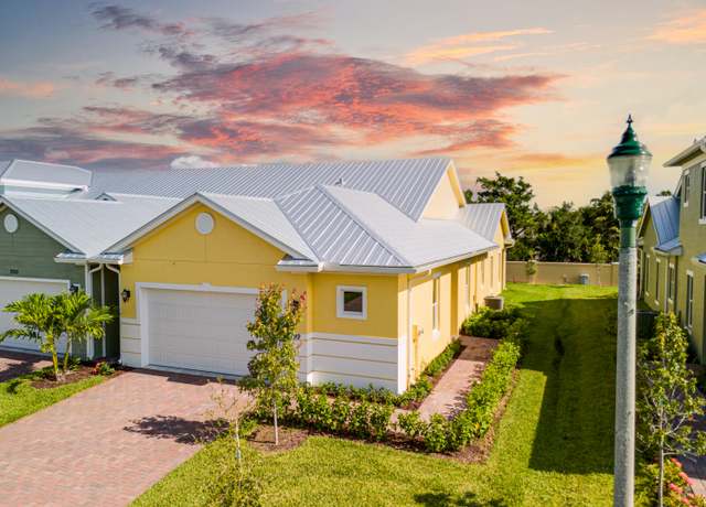 Property at 2005 Bridgepointe Cir #99, Vero Beach, FL 32967, 2 beds, 2.5 baths