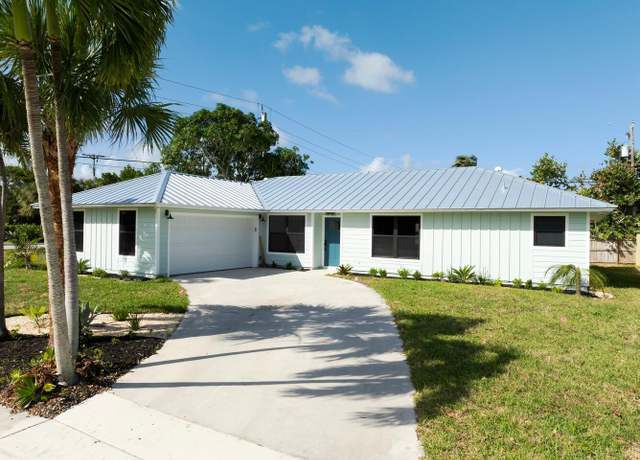 Property at 96 Pinehill Trl E, Tequesta, FL 33469, 3 beds, 2.5 baths