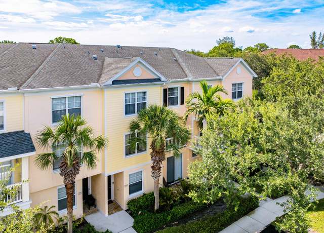Property at 255 Murcia Dr #209, Jupiter, FL 33458, 2 beds, 2.5 baths
