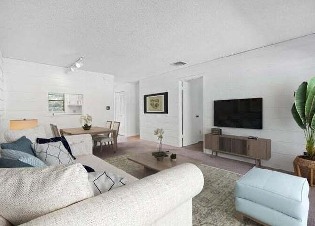 Property at 2050 Oleander Blvd #2205, Fort Pierce, FL 34950, 1 bed, 1.5 baths