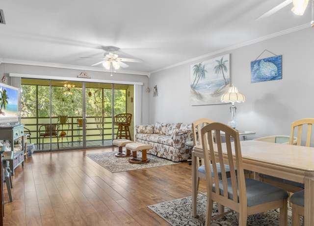 Property at 400 18th St Unit P-5, Vero Beach, FL 32960, 2 beds, 2 baths
