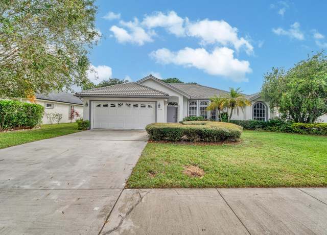 Property at 1294 SW Briarwood Dr, Saint Lucie West, FL 34986, 3 beds, 2 baths
