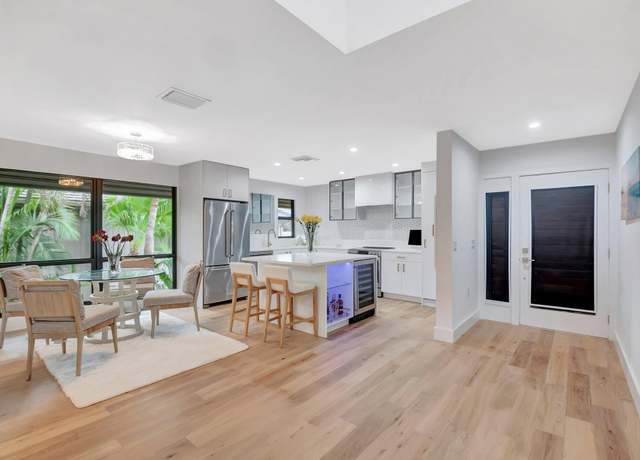 Property at 7085 Rain Forest Dr, Boca Raton, FL 33434, 2 beds, 2 baths