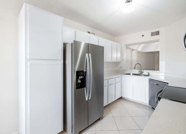 Property at 23344 Carolwood Ln #306, Boca Raton, FL 33428, 2 beds, 2 baths
