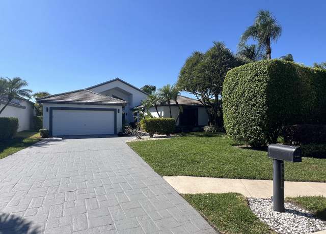 Property at 11528 Victoria Dr, Boynton Beach, FL 33437, 3 beds, 2.5 baths