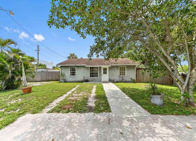 Property at 6262 Bishoff Rd, West Palm Beach, FL 33413, 3 beds, 2 baths