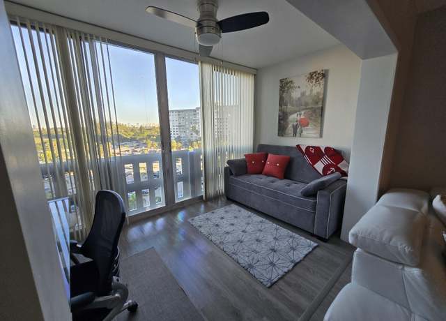 Property at 4001 Hillcrest Dr #715, Hollywood, FL 33021, 1 bed, 1.5 baths