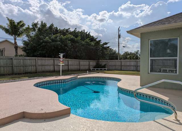 Property at 302 SW Log Dr, Port Saint Lucie, FL 34953, 4 beds, 2 baths