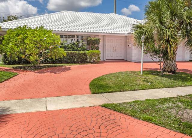 Property at 1241 Walnut Ter, Boca Raton, FL 33486, 3 beds, 2 baths