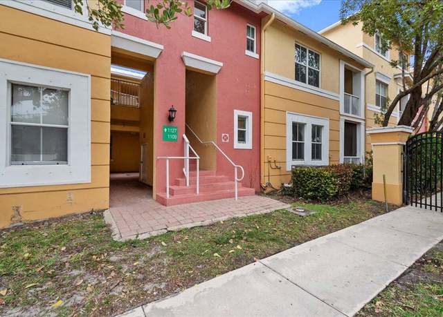 Property at 1109 Shoma Dr, Royal Palm Beach, FL 33414, 3 beds, 2 baths