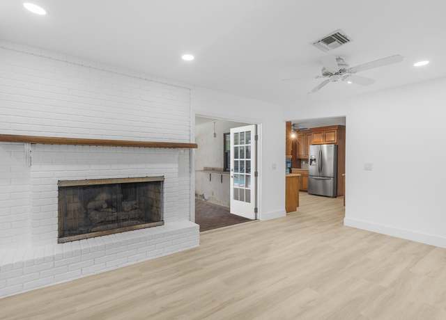Property at 1305 Anhinga Dr, Wellington, FL 33414, 4 beds, 2 baths