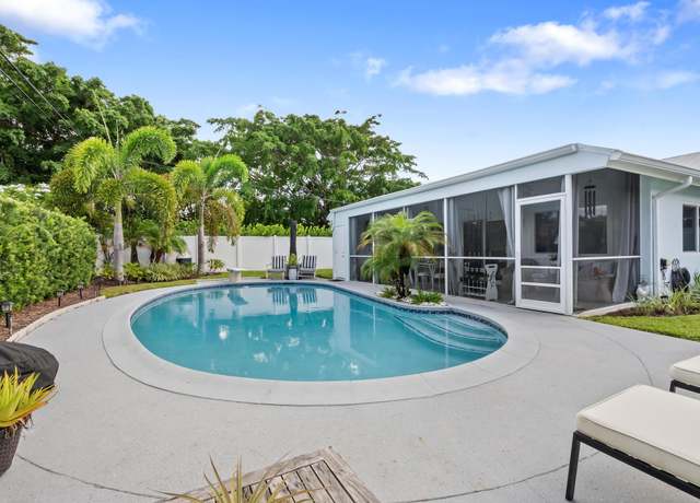 Property at 2122 Northridge Rd, Delray Beach, FL 33444, 3 beds, 3 baths