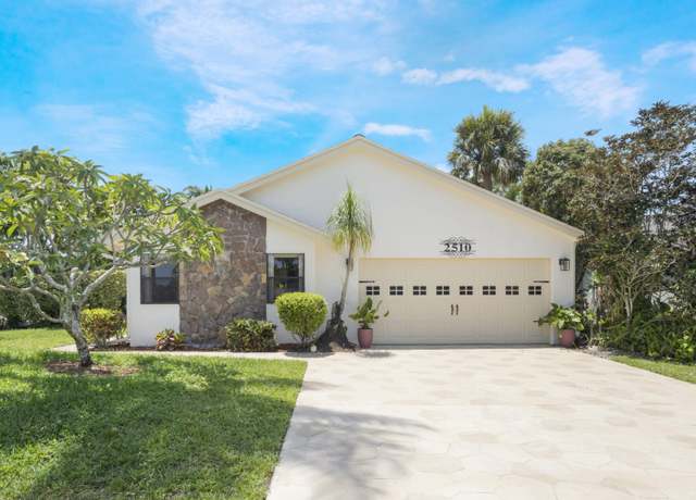 Property at 2510 NW 13th St, Delray Beach, FL 33445, 2 beds, 2 baths