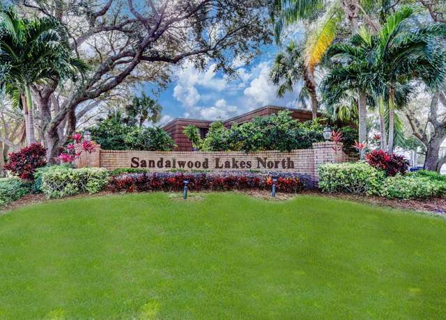 Property at 196 Charter Way, West Palm Beach, FL 33407, 2 beds, 2.5 baths