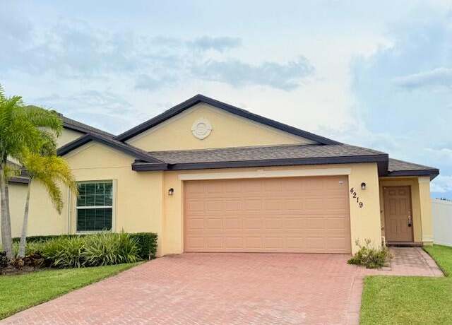 Property at 4219 Abernathy Way, Fort Pierce, FL 34947, 4 beds, 2 baths