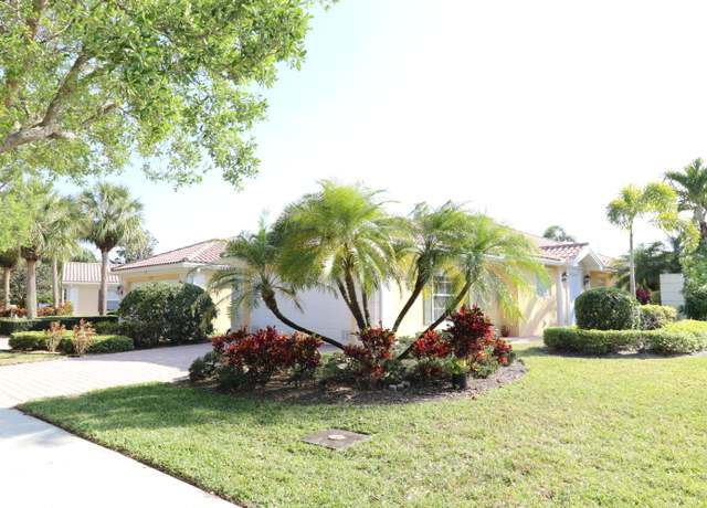 Property at 5047 Magnolia Bay Cir, Palm Beach Gardens, FL 33418, 2 beds, 2 baths