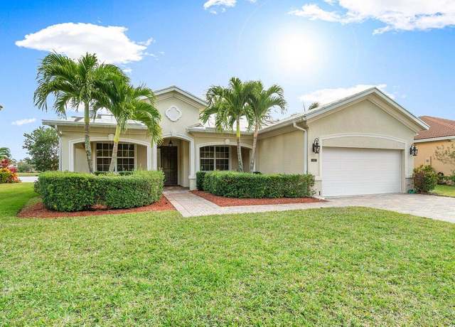 Property at 6867 Osage Cir, Greenacres, FL 33413, 4 beds, 2 baths