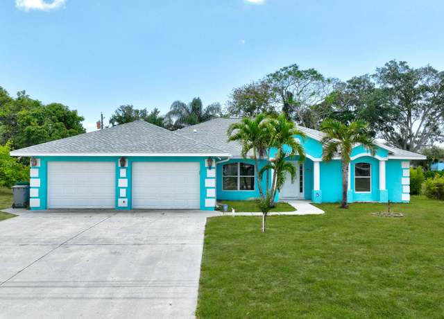 Property at 189 SE Floresta Dr, Port Saint Lucie, FL 34983, 3 beds, 2 baths
