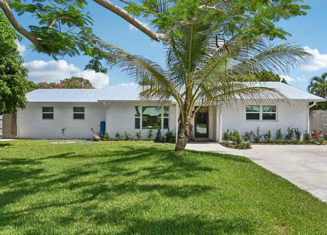 Property at 8888 SE Rigdon Way, Hobe Sound, FL 33455, 3 beds, 2 baths
