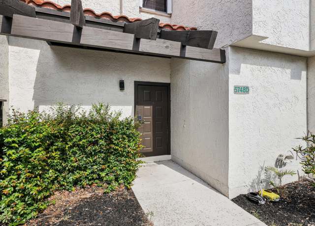 Property at 5748 Fox Hollow Dr Unit D, Boca Raton, FL 33486, 2 beds, 2.5 baths