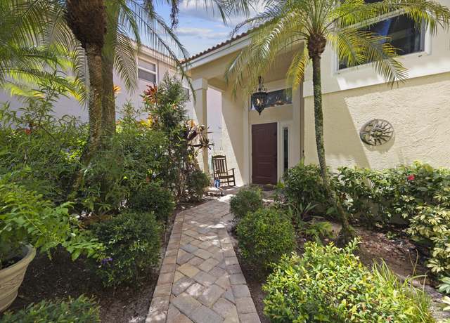 Property at 10454 Buena Ventura Dr, Boca Raton, FL 33498, 4 beds, 2.5 baths