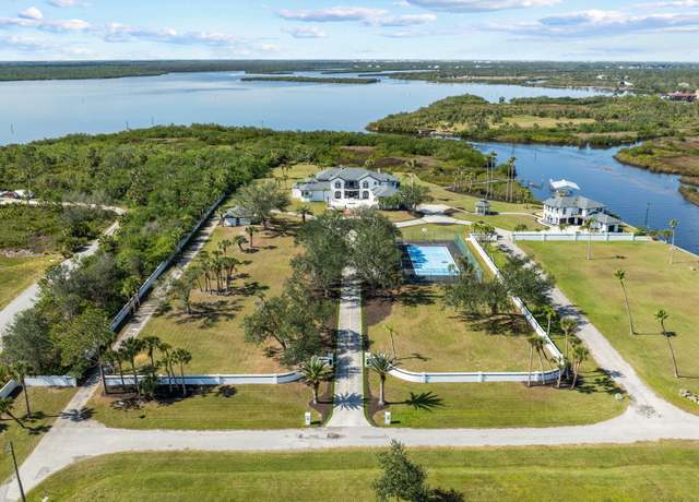 Property at 13000 Windcrest Dr, Port Charlotte, FL 33953, 7 beds, 10 baths