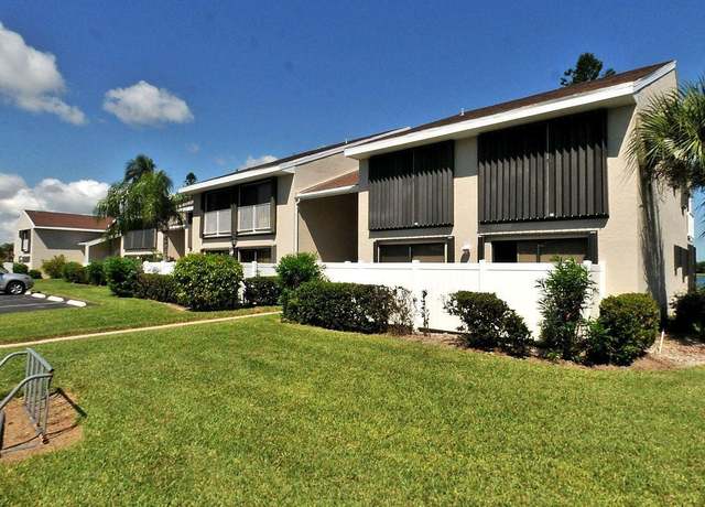 Property at 3210 S Lakeview Cir #205, Fort Pierce, FL 34950, 2 beds, 2 baths