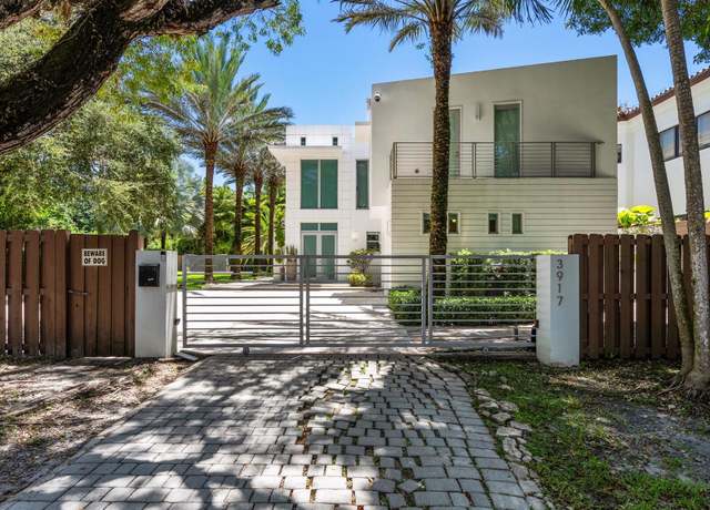 Property at 3917 S Le Jeune Rd, Miami, FL 33146, 6 beds, 5.5 baths