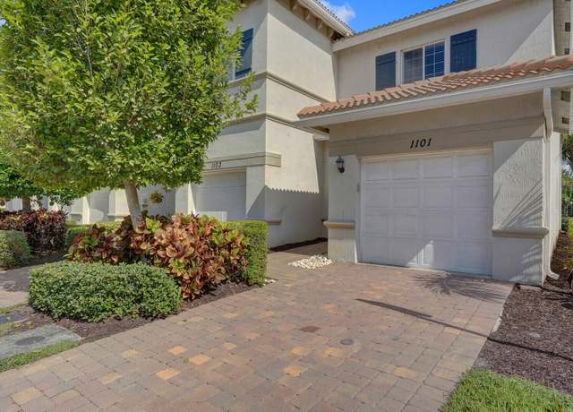 Property at 1101 Vermilion Dr, Lake Worth Beach, FL 33461, 3 beds, 2.5 baths
