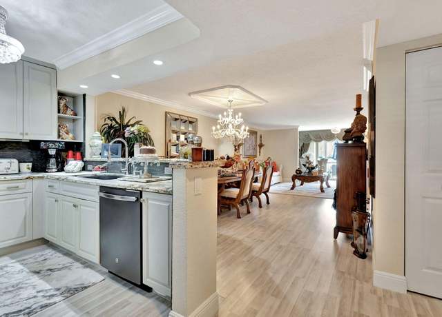 Property at 5749 Gemstone Ct #107, Boynton Beach, FL 33437, 3 beds, 2 baths