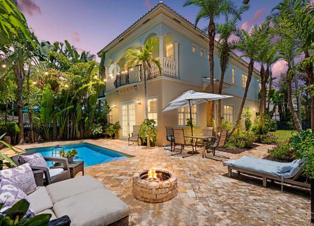 Property at 625 Avenue Unit H, Delray Beach, FL 33483, 4 beds, 2.5 baths
