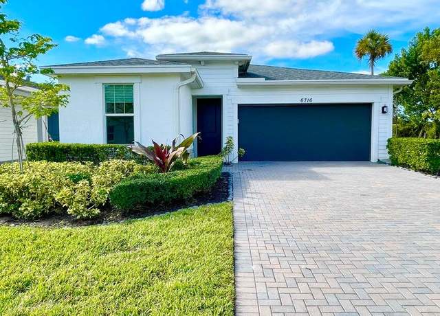 Property at 6716 Pointe Of Woods Dr, West Palm Beach, FL 33413, 3 beds, 2 baths