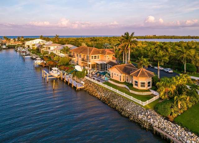 Property at 4127 Rigels Cove Way, Jensen Beach, FL 34957, 4 beds, 3.5 baths