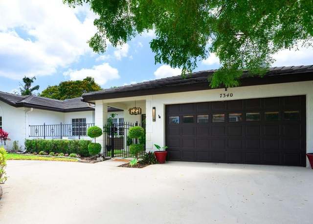 Property at 7340 Anadale Cir, Lake Worth, FL 33467, 4 beds, 3.5 baths