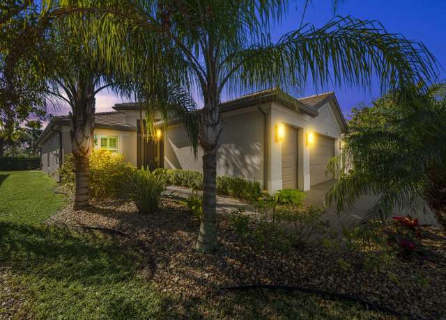 Property at 11559 SW Half Moon Lake Ln, Port Saint Lucie, FL 34987, 3 beds, 2.5 baths
