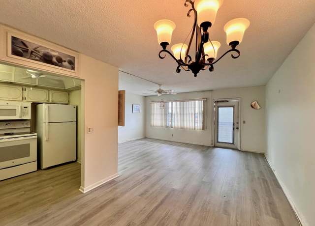 Property at 434 Southampton B, West Palm Beach, FL 33417, 1 bed, 1.5 baths