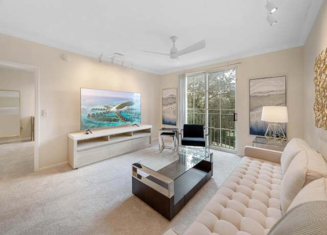 Property at 720 S Sapodilla Ave #301, West Palm Beach, FL 33401, 2 beds, 2 baths