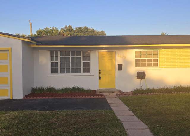 Property at 2420 Avenue S S, West Palm Beach, FL 33404, 3 beds, 2 baths