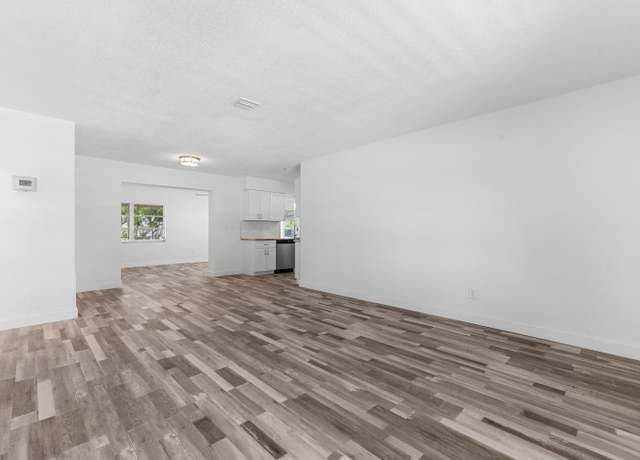 Property at 9603 NW 72nd Mnr, Tamarac, FL 33321, 3 beds, 2 baths