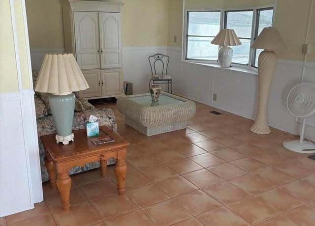 Property at 86 El Camino Real, Port Saint Lucie, FL 34952, 2 beds, 2 baths