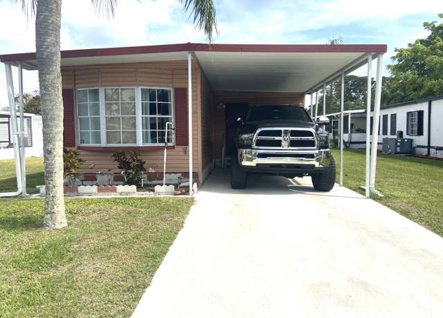 Property at 27 Iberian, Port Saint Lucie, FL 34952, 2 beds, 2 baths