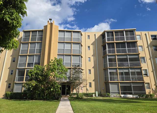 Property at 5201 NW 2nd Ave #213, Boca Raton, FL 33487, 2 beds, 2 baths