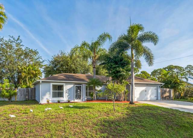 Property at 1062 Blossom Dr, Sebastian, FL 32958, 3 beds, 2 baths