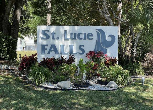 Property at 2581 SW Pontiac Pl, Stuart, FL 34997, 2 beds, 2 baths