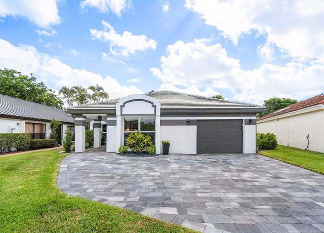 Property at 11158 Highland Cir, Boca Raton, FL 33428, 2 beds, 2 baths