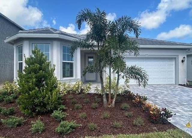 Property at 4525 Nautilus Cir, Vero Beach, FL 32967, 2 beds, 2.5 baths
