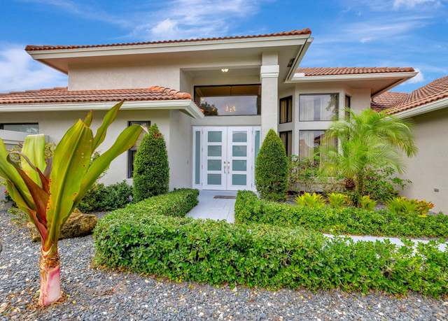 Property at 4875 Hunters Way, Boca Raton, FL 33434, 5 beds, 3.5 baths