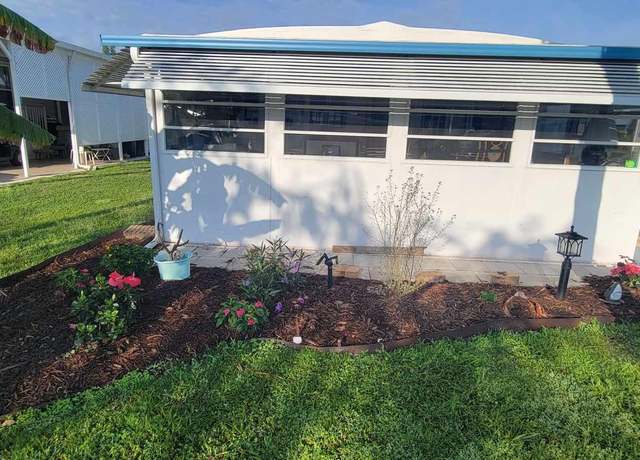 Property at 69 Golf Dr, Port Saint Lucie, FL 34952, 2 beds, 2 baths